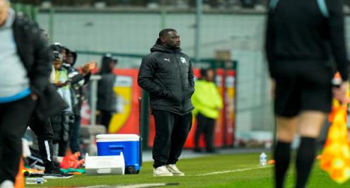 حفل جوائز الكاف 2024.. إيميرس فاي أفضل مدرب في أفريقيا